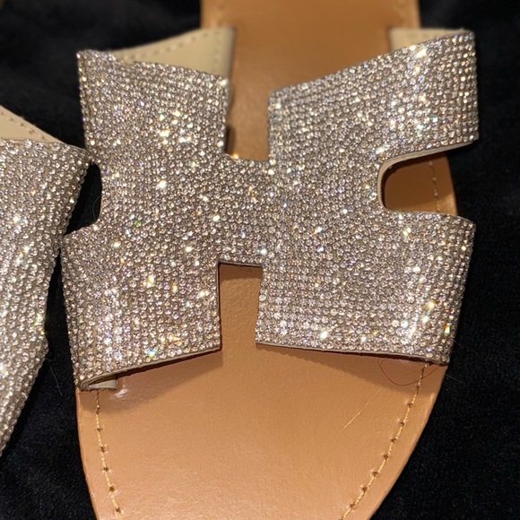Pierre Dumas Sparkly Silver and Tan Sandals - Picture 6 of 13